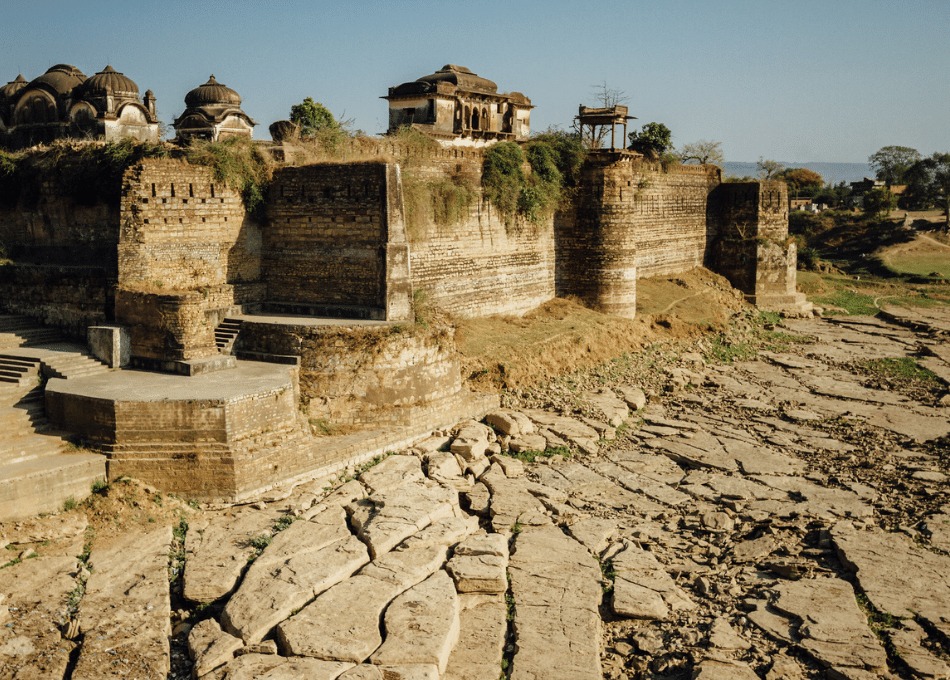 माधवगढ़ किला