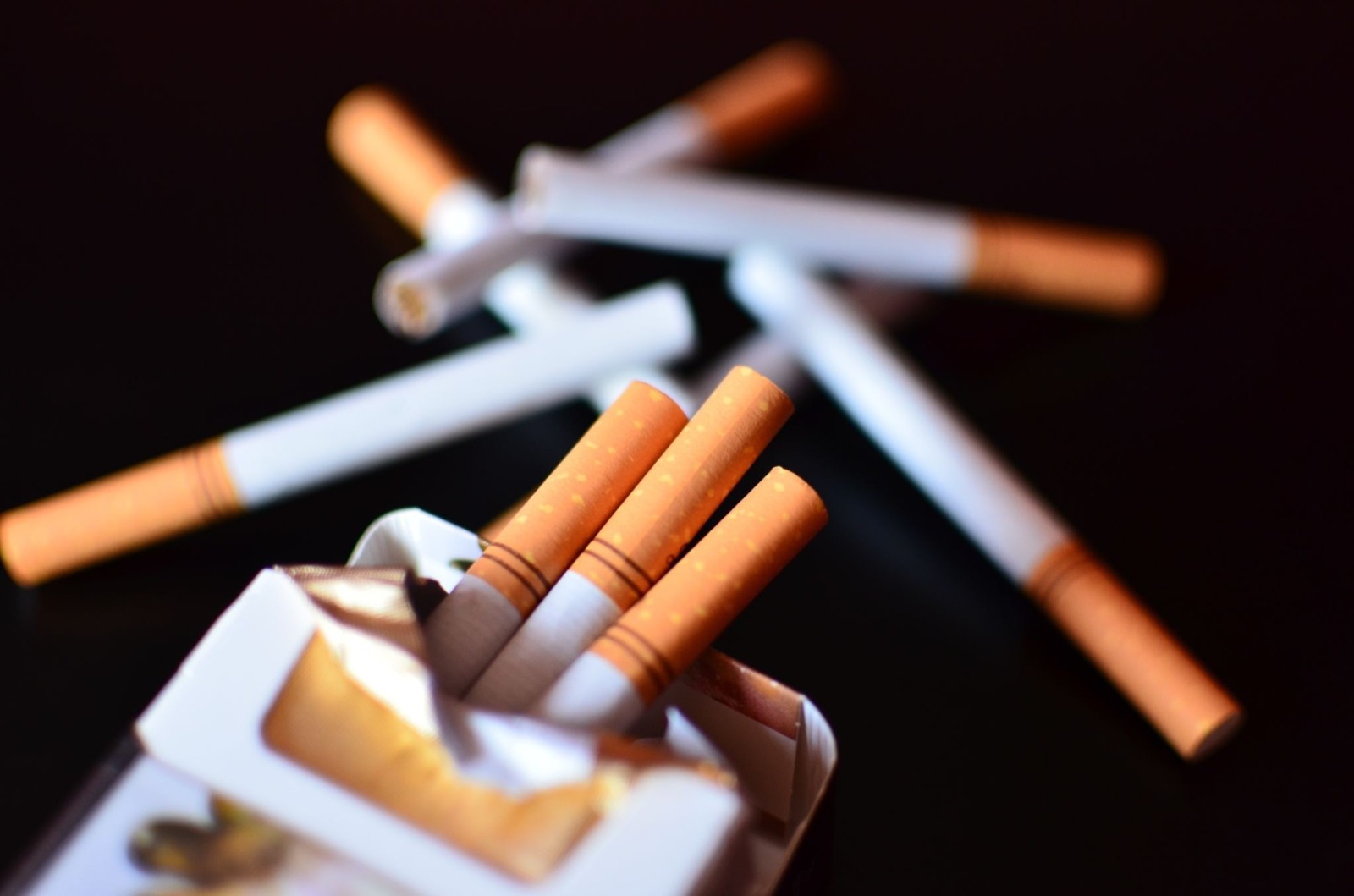 Anti Tobacco Day Special: पैसिव स्मोकिंग से हर साल लाखों मौतें, फेफड़ों की सेहत के लिए टिप्स