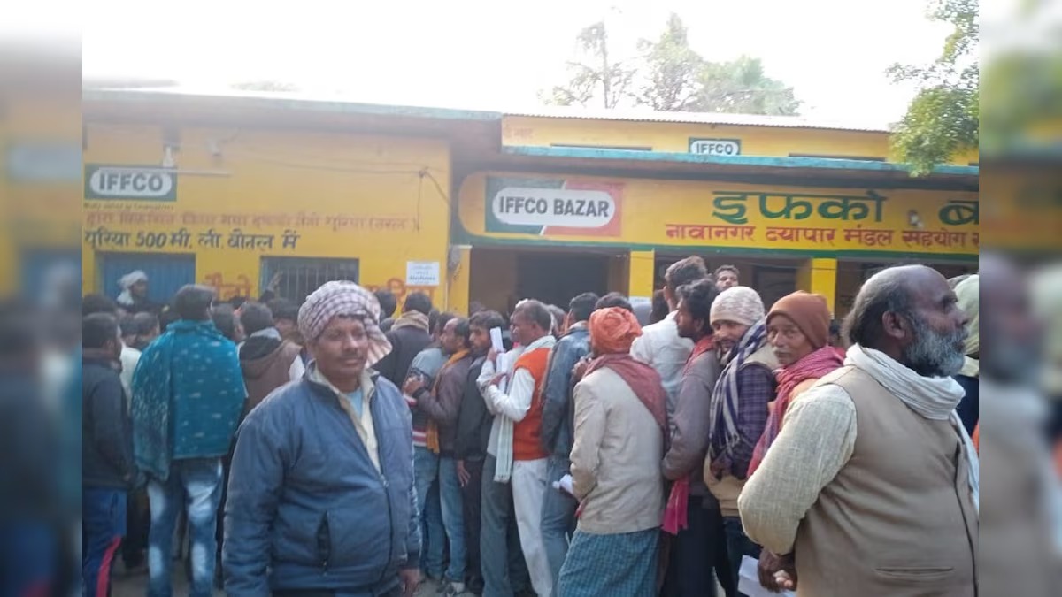 मऊगंज में यूरिया संकट: किसान बेहाल, व्यापारी मालामाल